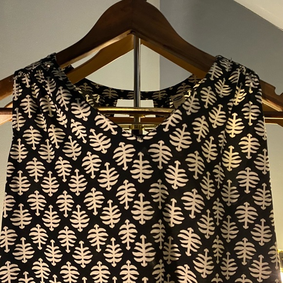 Old Navy Aztec Design Mini-Dress - Picture 3 of 6